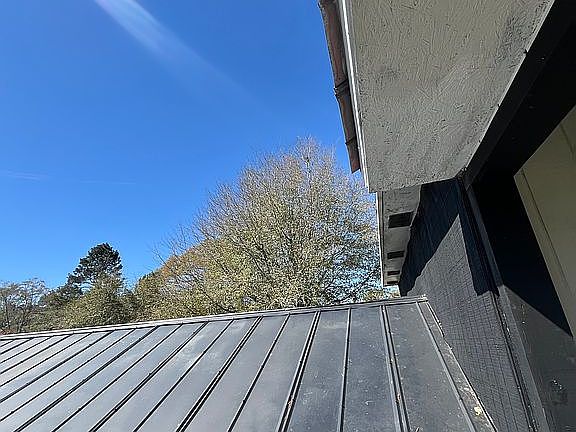 5th image of 1808 Stallion Rd