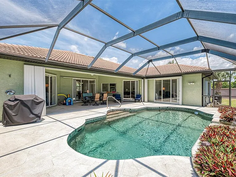 900 Park Place Dr — Photo 10