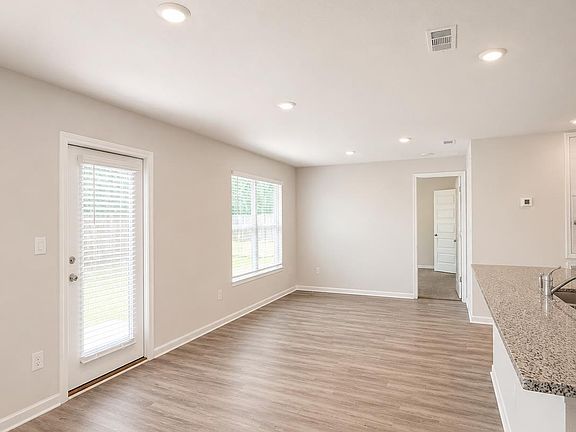2nd image of 3105 Tricia Cir