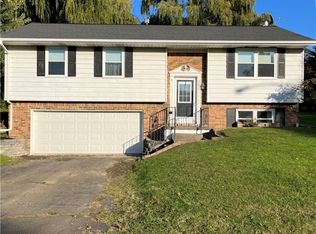5673 Gardner Dr, Erie, PA
