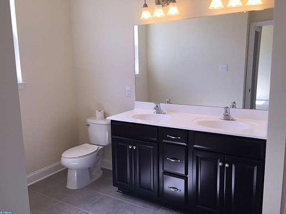5th image of 501 Gibney Ln