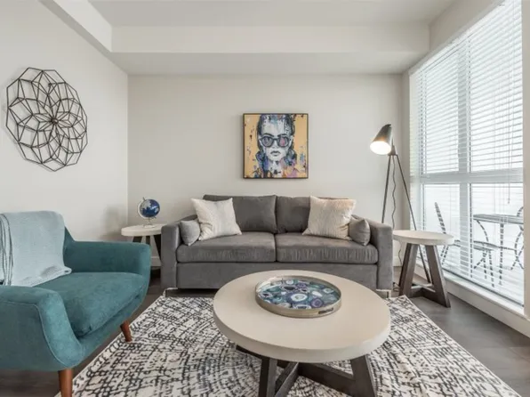 (undisclosed Address), Victoria, BC V8W 1S8