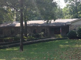 911 W Dug Gap Mountain Rd, Dalton, GA 30720