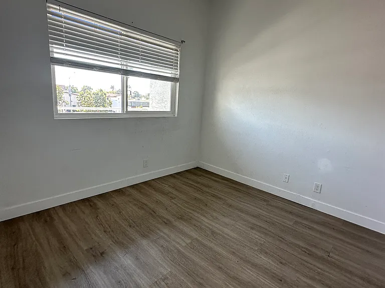 6784 El Cajon Blvd #I — Photo 7