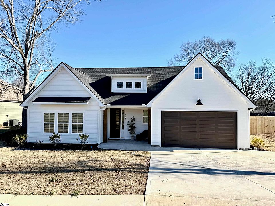 1st image of 1205 S Main St