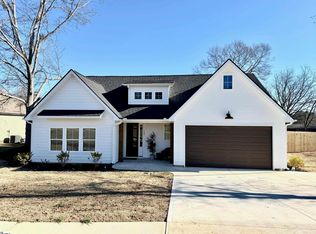 1205 S Main St, Fountain Inn, SC 29644