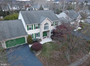 6 Taylor Dr, Reading, PA 19606