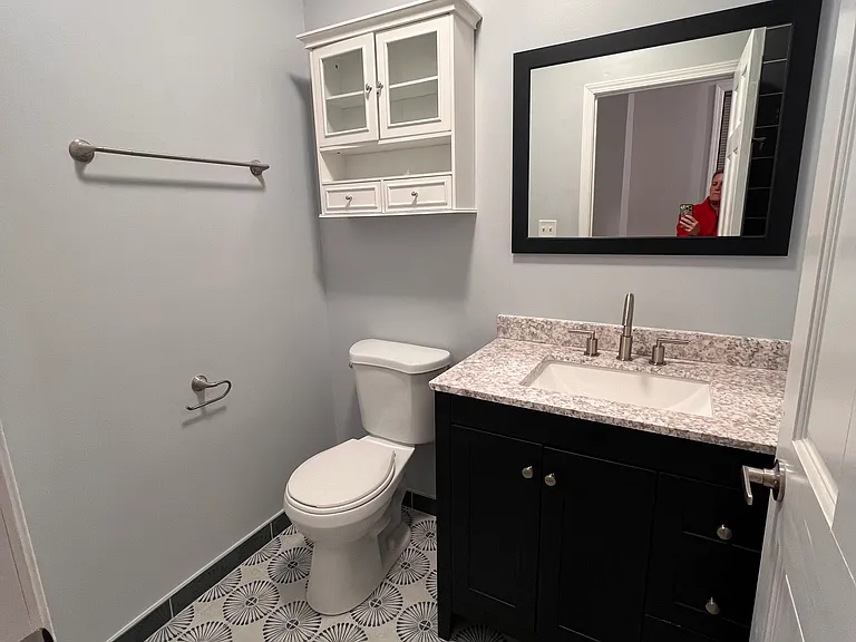1444 W School St — Photo 20