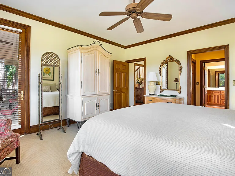 1060 Emerald View Dr — Photo 17