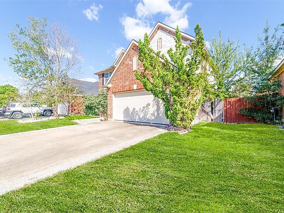 2nd image of 5734 Cedar Field Way