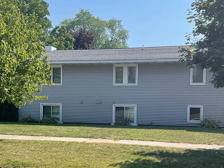 1001 Franklin Ave #UPPER — Photo 4