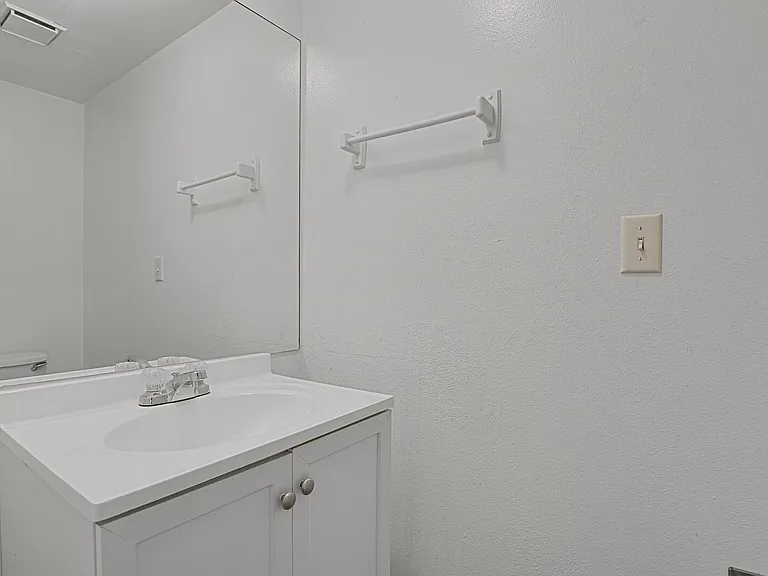 5534 Bonita Village Rd — Photo 9