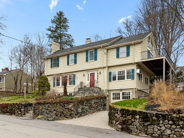 33 Brunswick Rd, Arlington, MA 02476