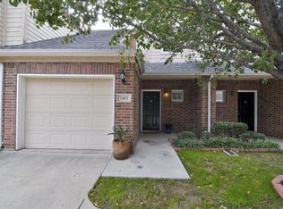 2402 Southlake Dr, Irving, TX 75038