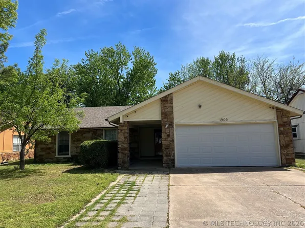 1905 N Butternut Ave, Broken Arrow, OK 74012