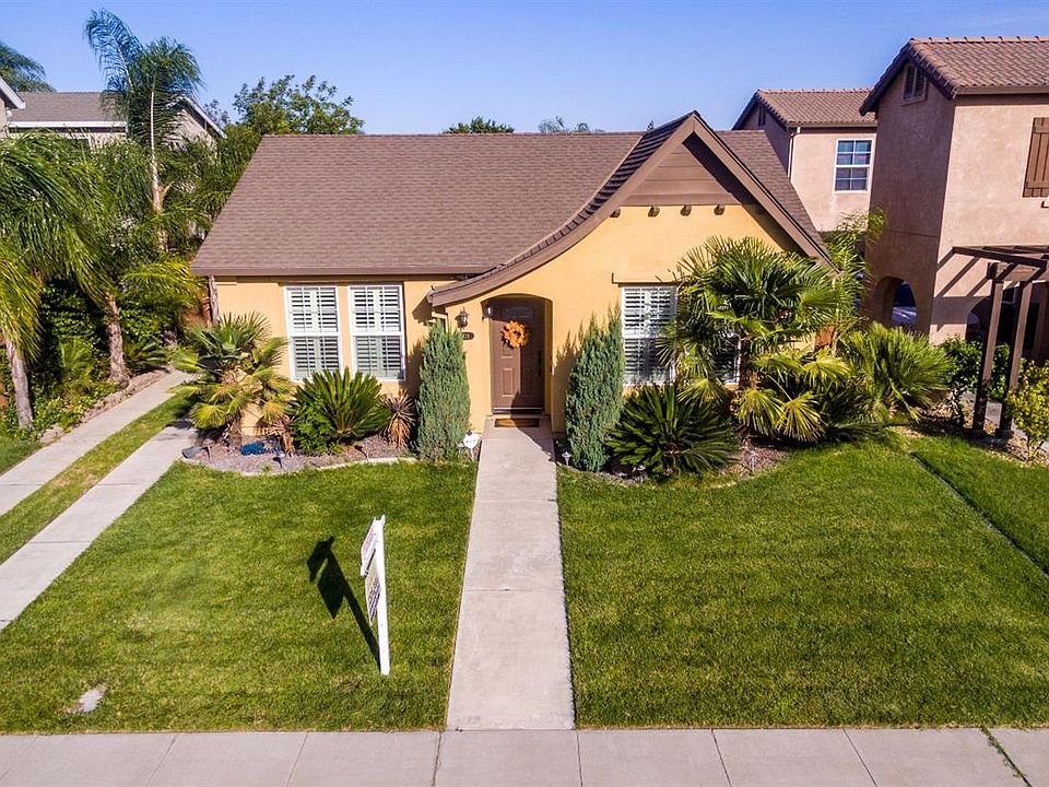 1st image of 1428 Gianna Pl