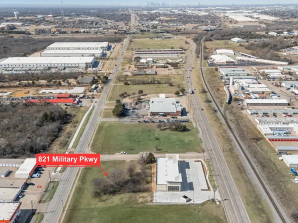 821 Military Pkwy, Mesquite, TX 75149