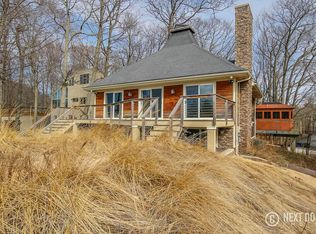9376 Whispering Sands Dr, West Olive, MI 49460