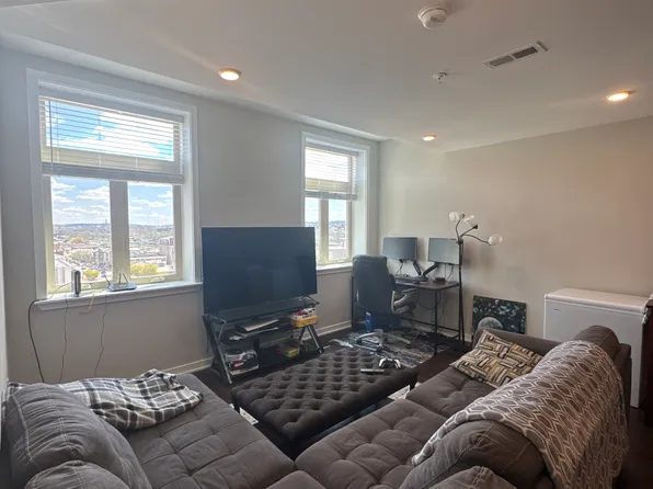 1 W Main St #409, Norristown, PA 19401