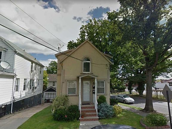 5th image of 6017 172nd St