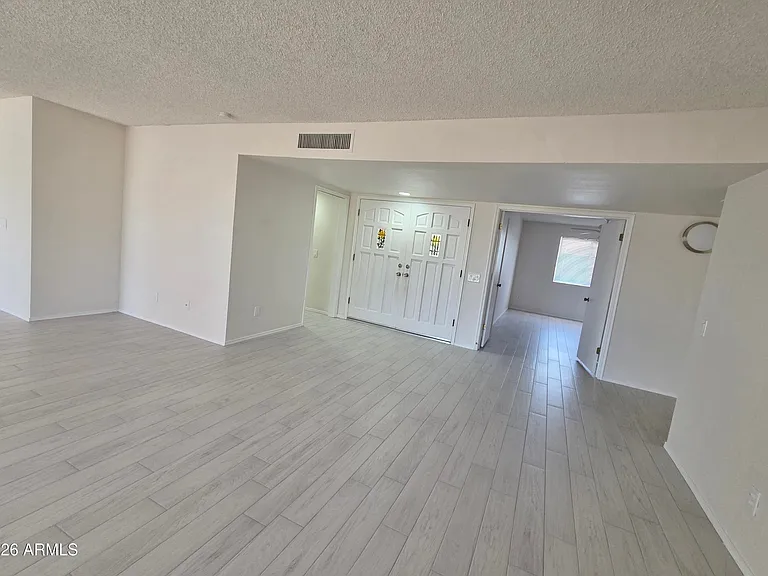 10214 E Watford Way — Photo 3