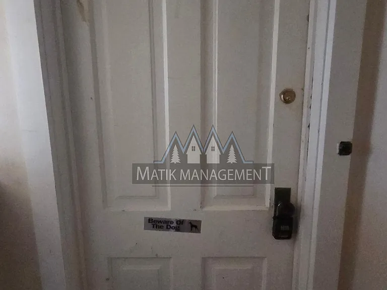 143 Main St W #1/2 — Photo 9