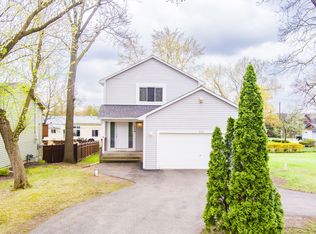 749 Polvadera St, Commerce Township, MI