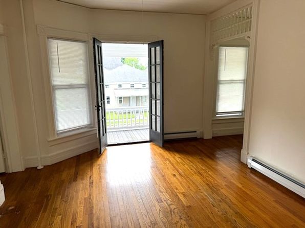 17 Sherman Ave