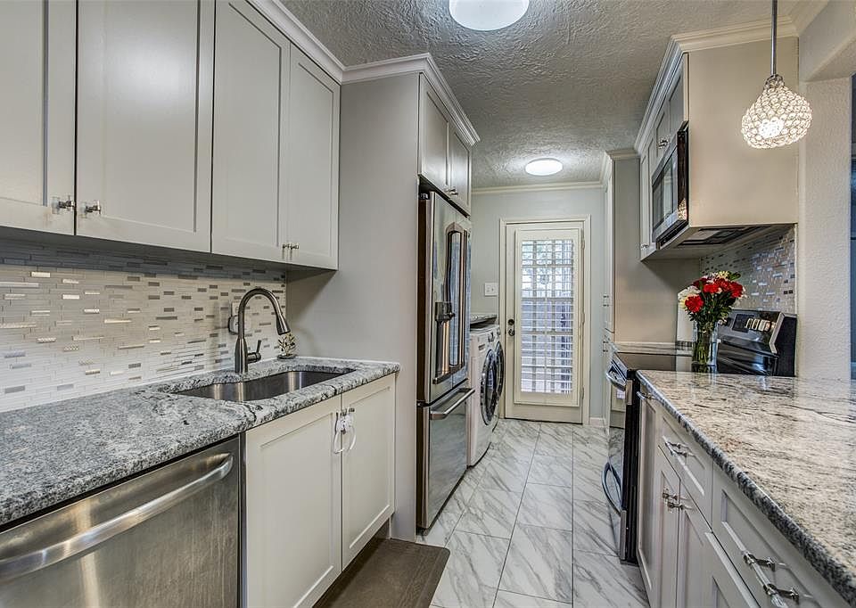 1st image of 10603 S Wilcrest Dr APT 30
