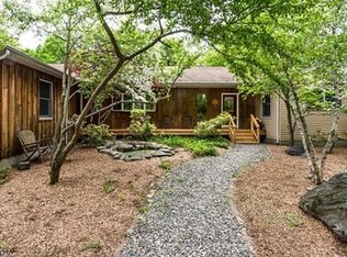 32A Four Corners Rd, Blairstown, NJ 07825