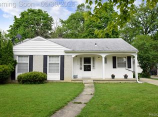 624 Maxine St, Flint, MI 48503