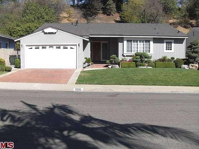 1st image of 1890 Lupine Ave