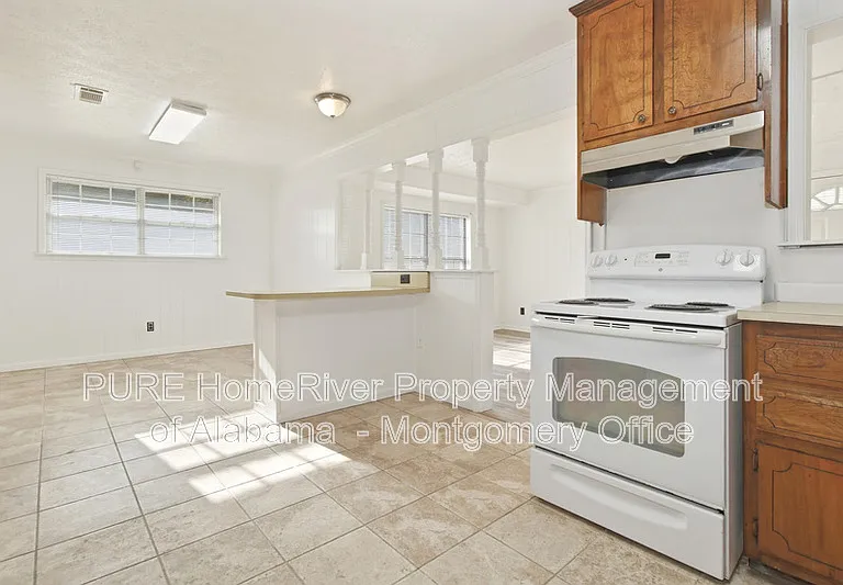 5818 Wares Ferry Rd — Photo 12