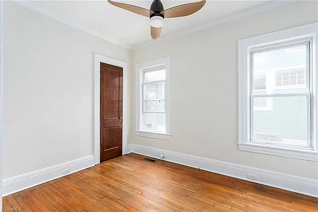1511 Fairmont St — Photo 22