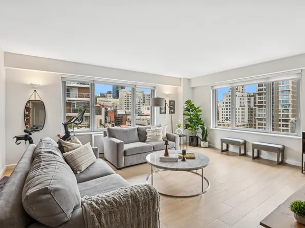 200 East 62nd Street image 1 of 14