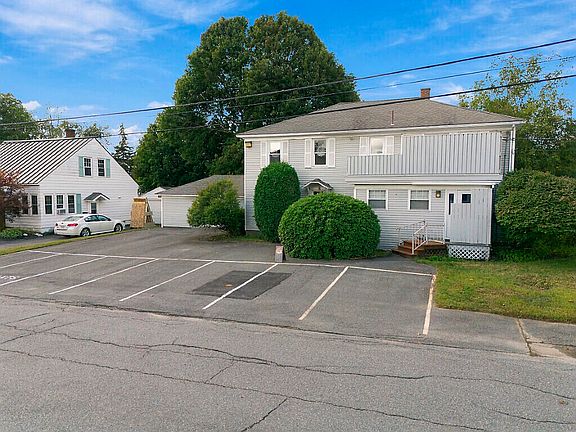 3rd image of 124 Silver Street