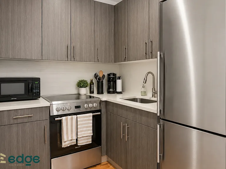 234 N 11th St #3B — Photo 2