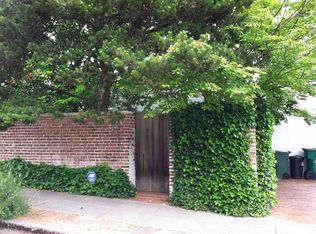 4532 E Laurel Dr NE, Seattle, WA 98105