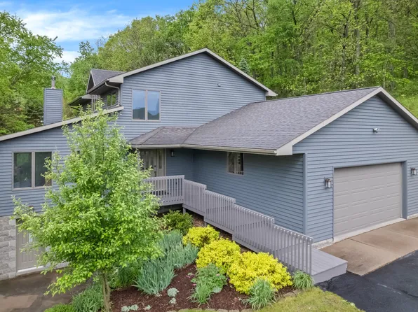 718 Spring Brook Dr, Winona, MN 55987
