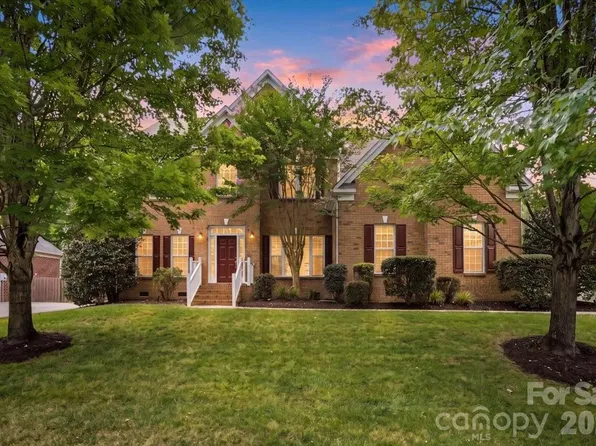 6055 Latta Springs Cres, Huntersville, NC 28078