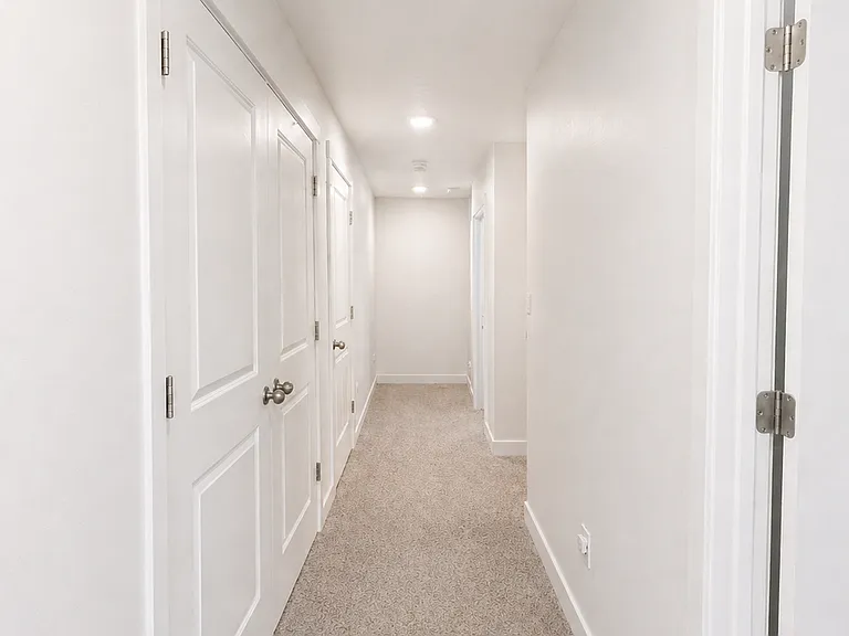983 W Fox Run Ave — Photo 18