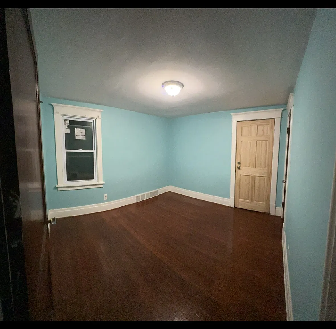 2 bed, 2386 sqft, $1,200 — Photo 3