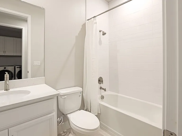 17982 Grand Prosperity Dr — Photo 41