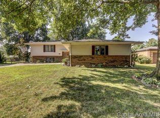 1908 Croydon Dr, Springfield, IL 62703