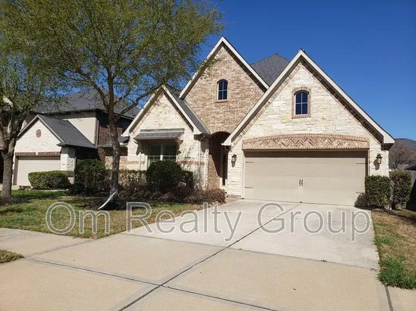 5927 Bristol Path Ln, Sugar Land, TX 77479