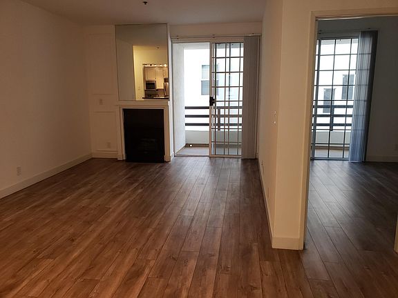 1 Bedroom 3rd floor ($2350)