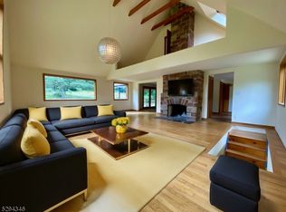 2274 Brookside Dr, Martinsville, NJ 08836