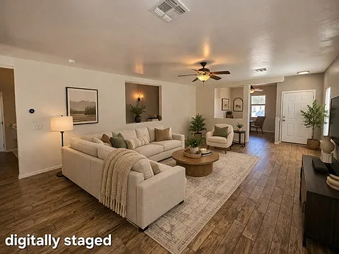 Living room decorated, just imagine your things here.
