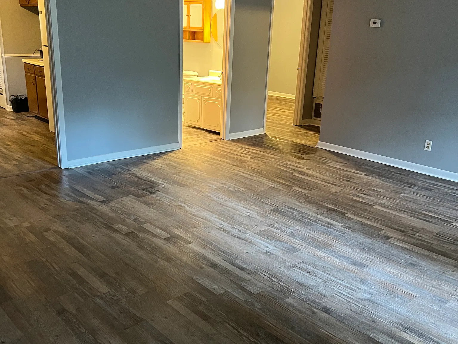2 bed, $1,050 — Photo 2