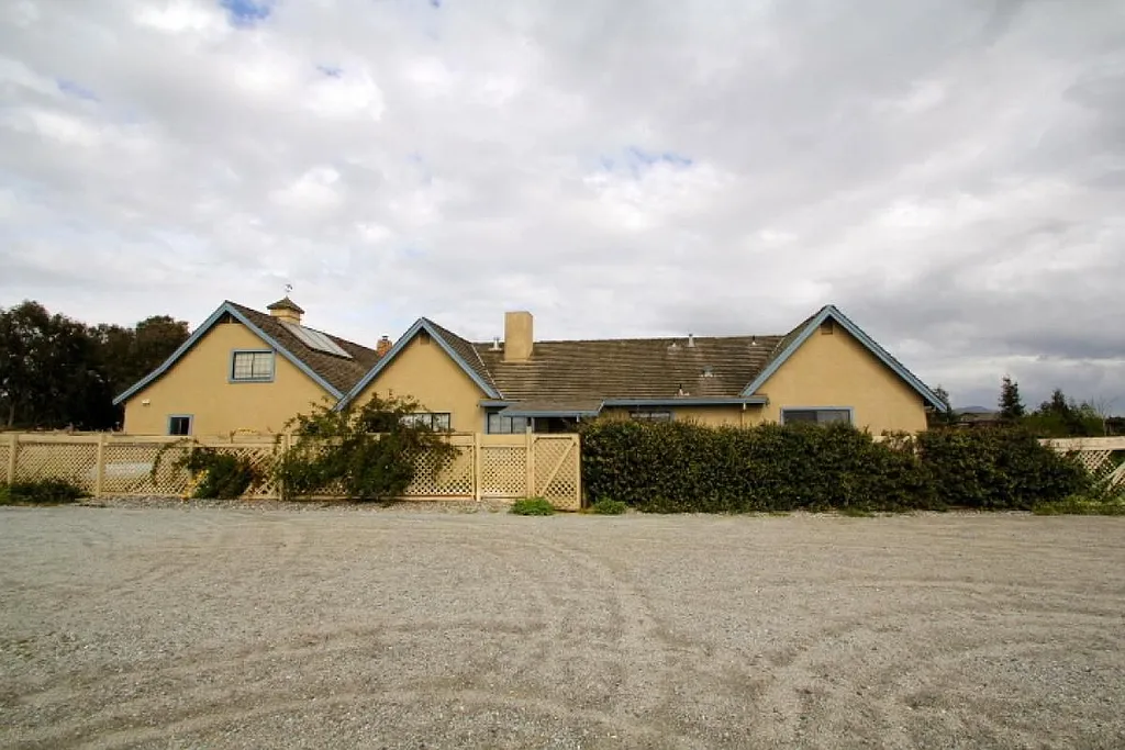 Property photo 4